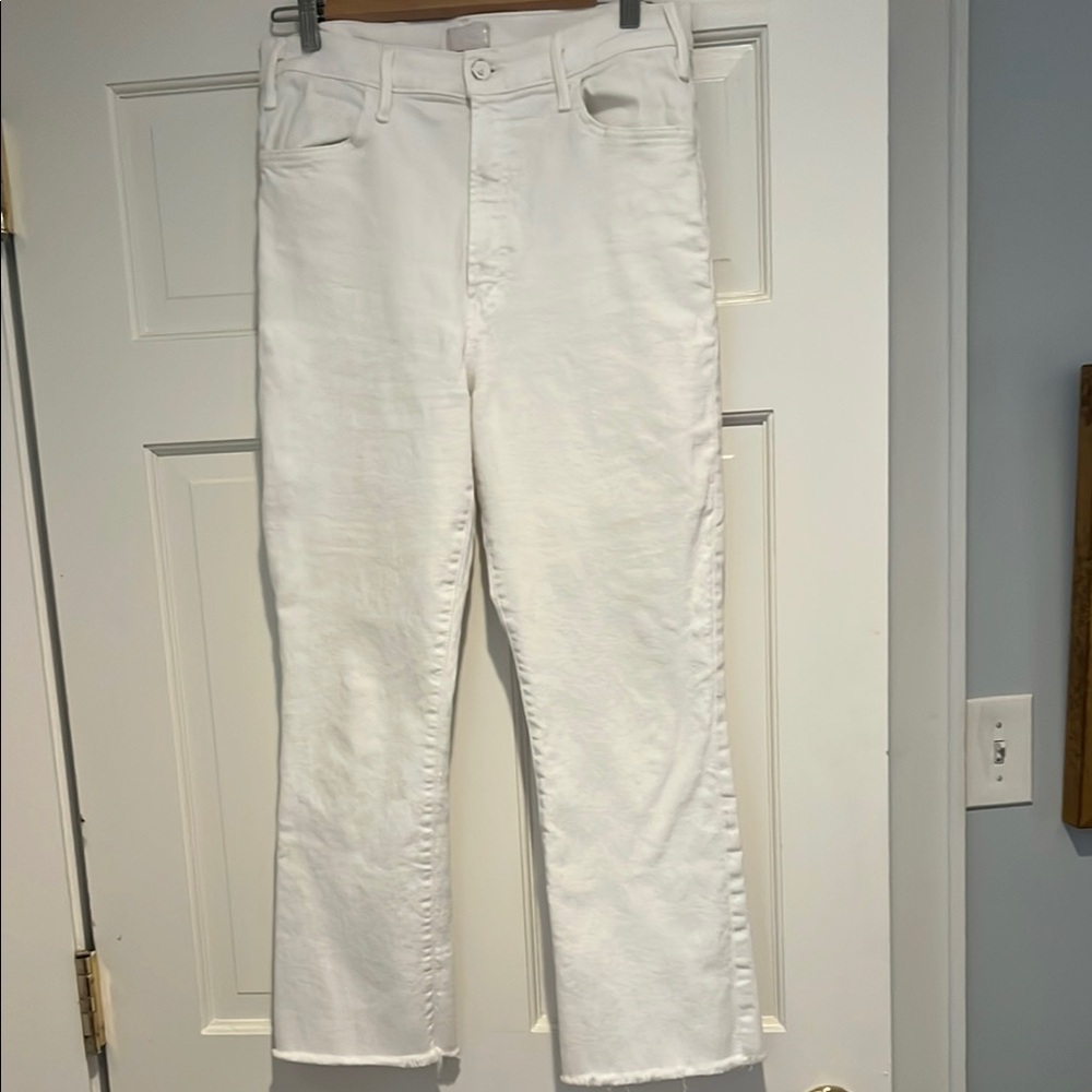 MOTHER White Cropped Ankle Jeans with Textured Finish